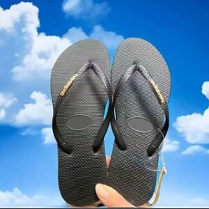 Women's slides y