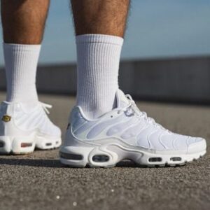 N1ke sneakers y