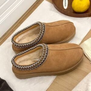 Uu g shoes y