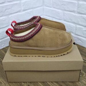 Uu g sandals y