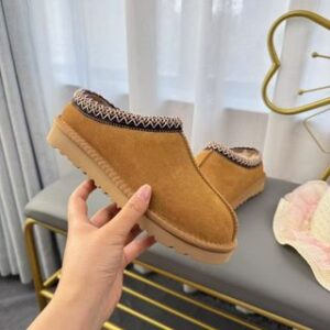 Uu g shoes y