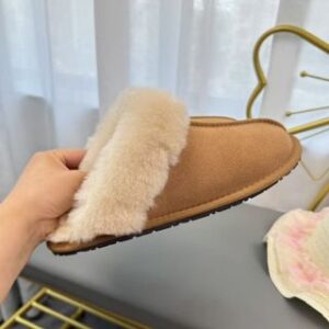 Uu g shoes y